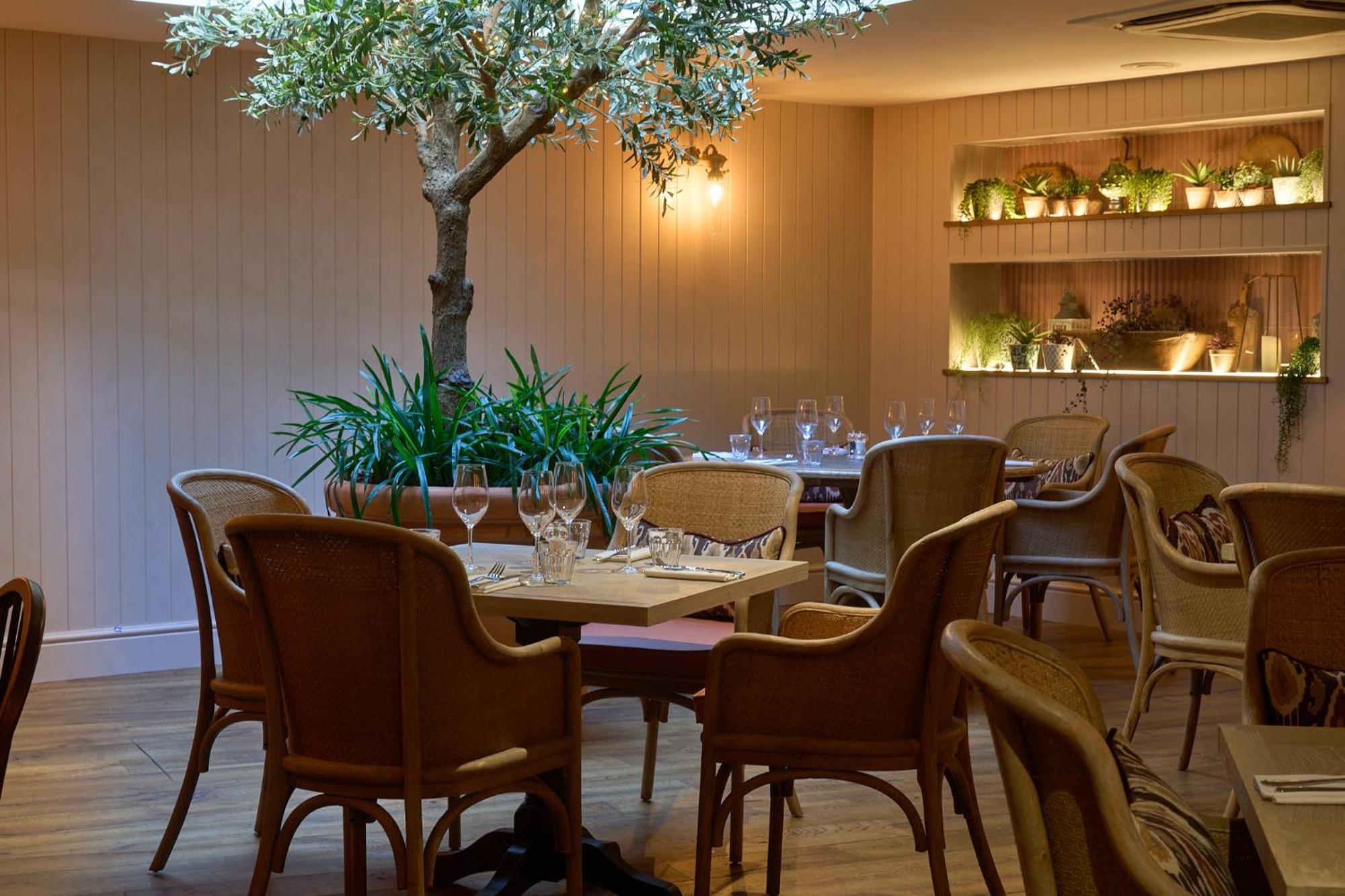 The White Horse - A Heartwood Inn Dorking Exterior foto